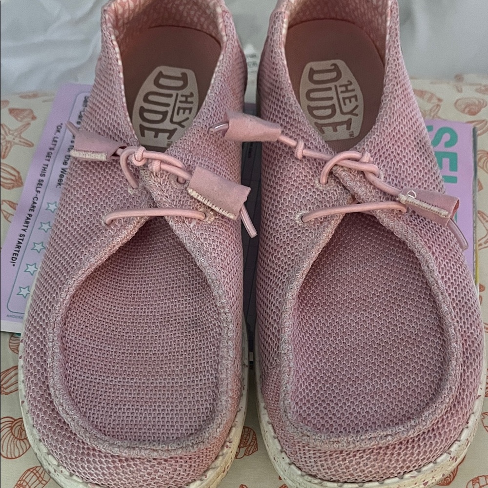 Hey Dude Women's Pink Knit Sneakers